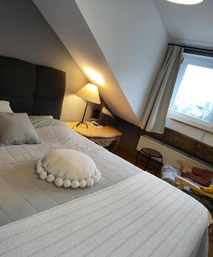 フロロンヴィル Chez Monsieur Bed & Breakfast エクステリア 写真